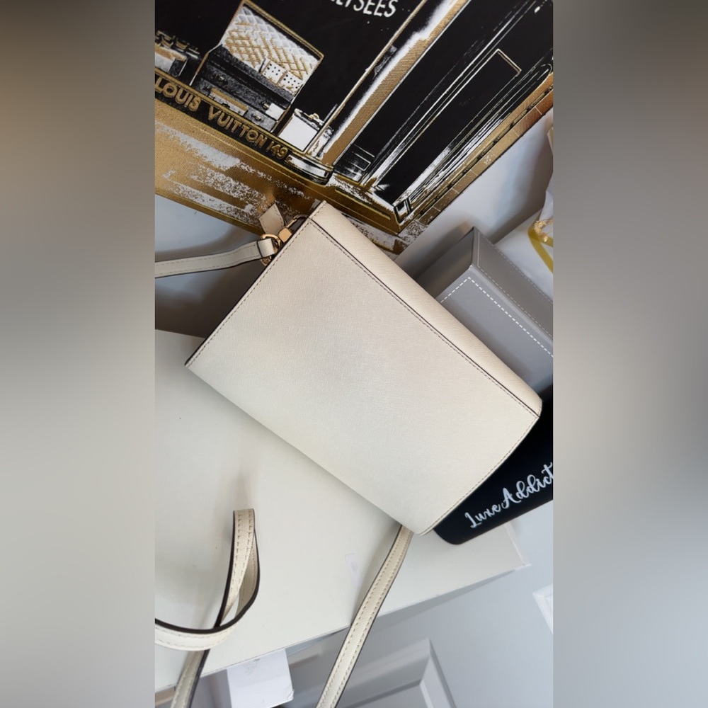 Tory Burch Ivory Crossbody Bag - Picture 9 of 10